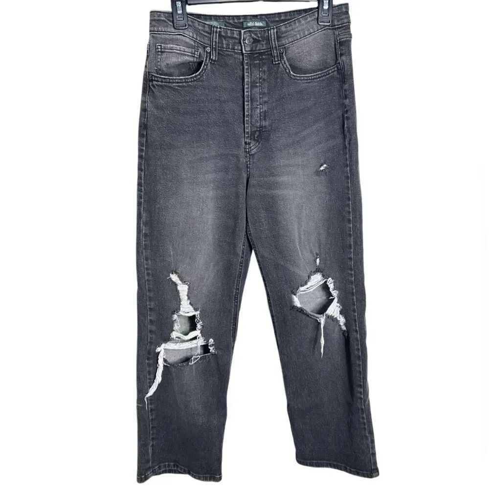 Wild Fable highest rise straight leg Jeans Distressed Black Denim Size 8